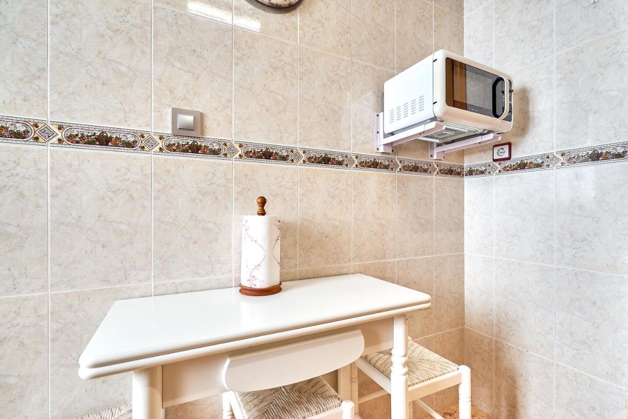 Espanhouse David 2 Bedroom Apartment Torrevieja With Pool Bagian luar foto
