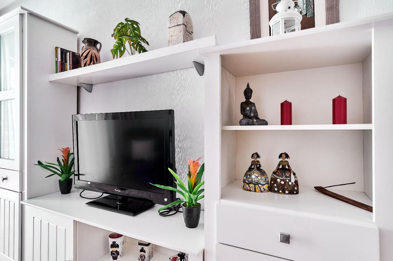 Espanhouse David 2 Bedroom Apartment Torrevieja With Pool Bagian luar foto