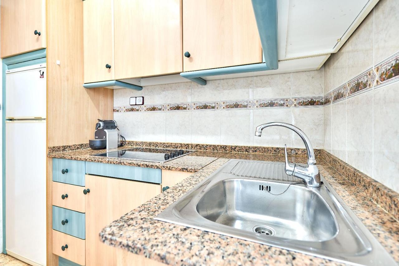 Espanhouse David 2 Bedroom Apartment Torrevieja With Pool Bagian luar foto