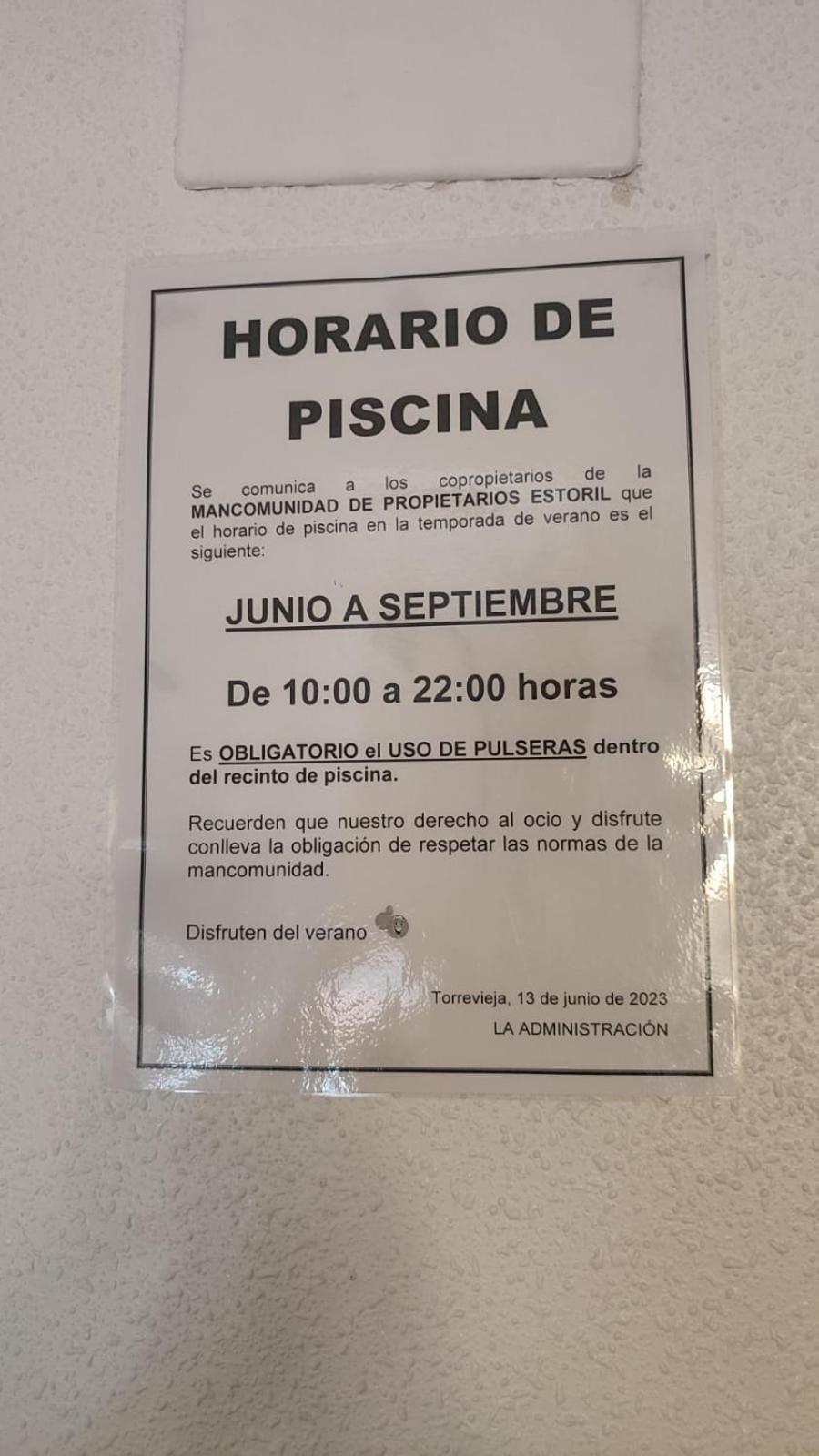 Espanhouse David 2 Bedroom Apartment Torrevieja With Pool Bagian luar foto